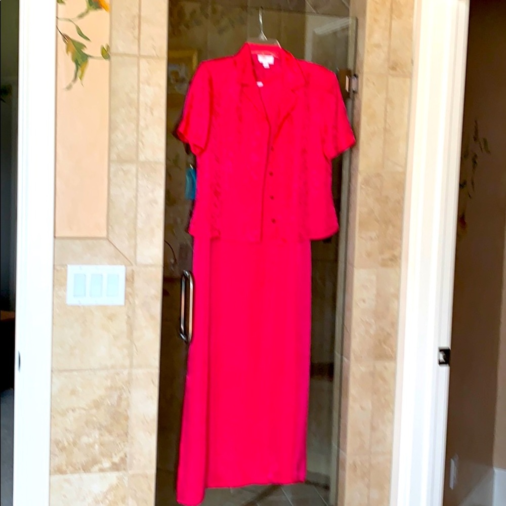 Two piece Liz Claiborne fuschia pink dress size 6